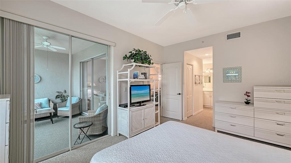 8750 Olde Hickory Avenue - Photo 17