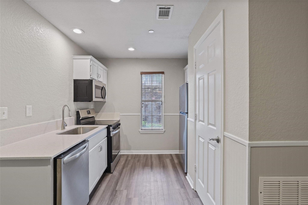 11700 League Line Road - Photo 2