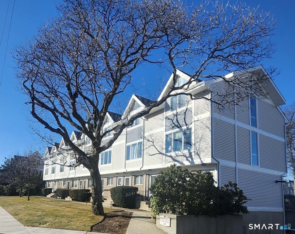 25 Cottage Street - Photo 0