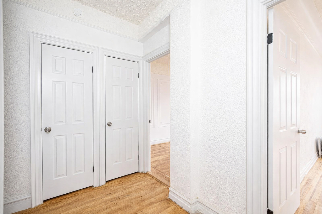 92 East 53rd Street - Photo 7