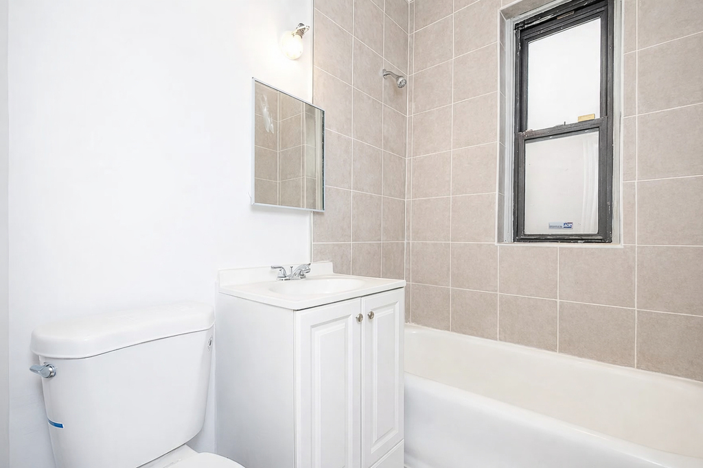 92 East 53rd Street - Photo 6