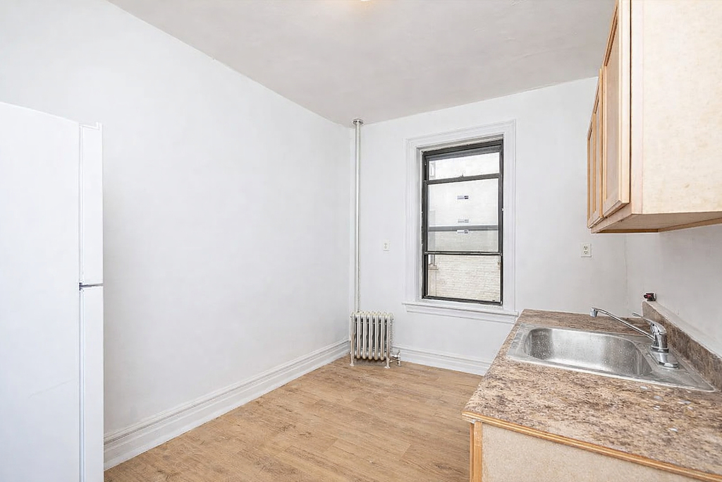 92 East 53rd Street - Photo 3