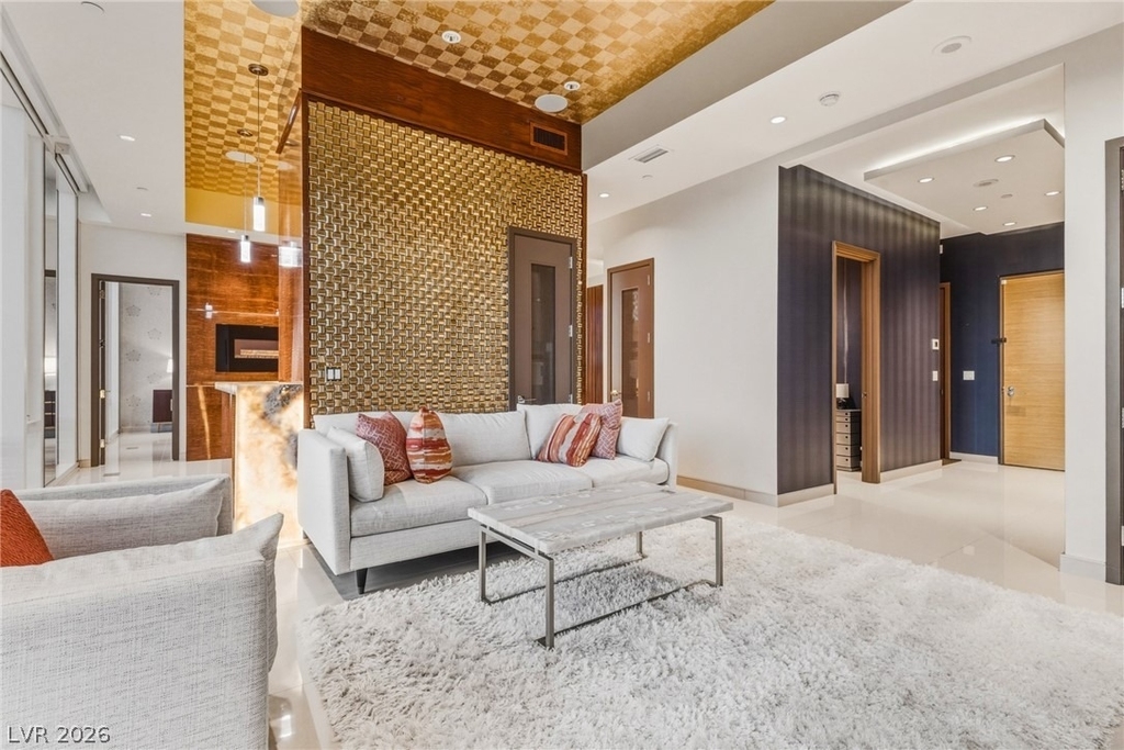 3750 Las Vegas Boulevard - Photo 2