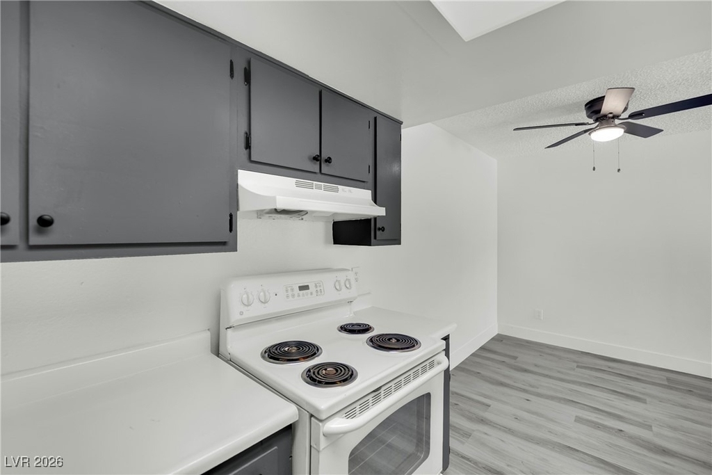 3125 N Pecos Road - Photo 2