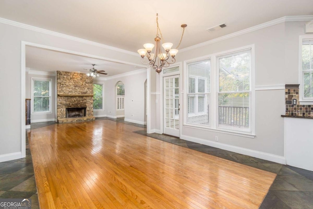 6710 Timber Cove Point - Photo 4