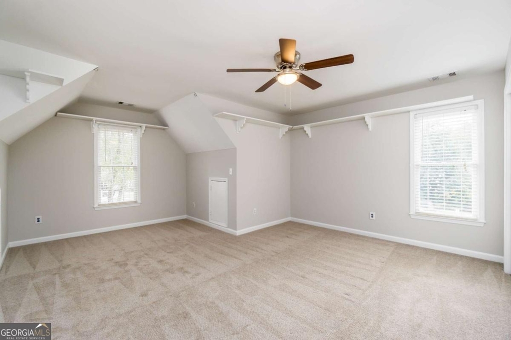 6710 Timber Cove Point - Photo 32