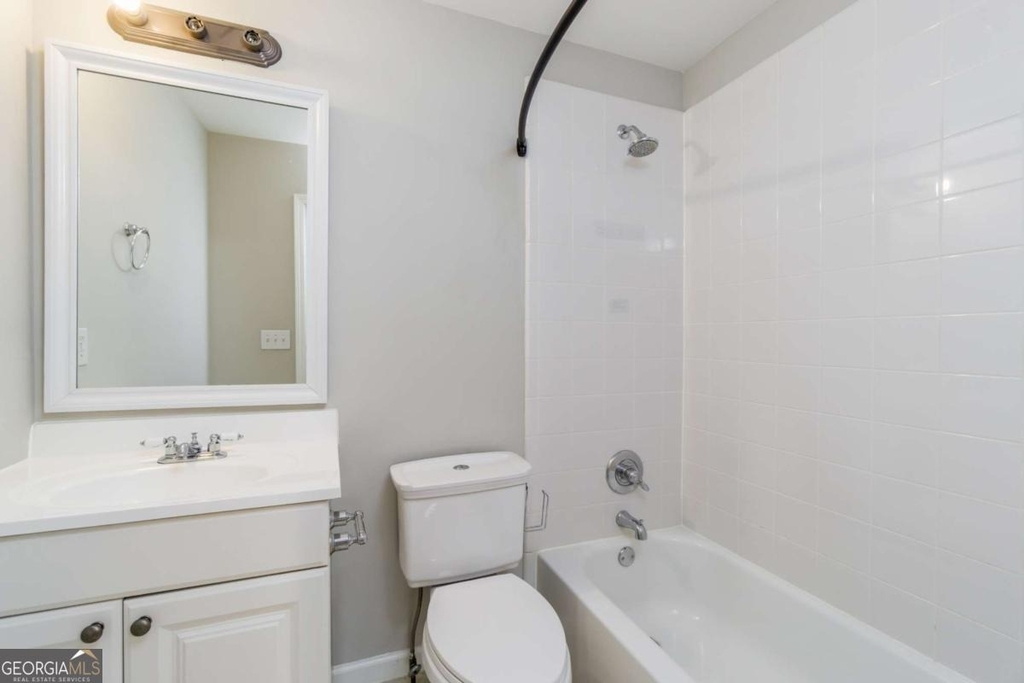 6710 Timber Cove Point - Photo 36