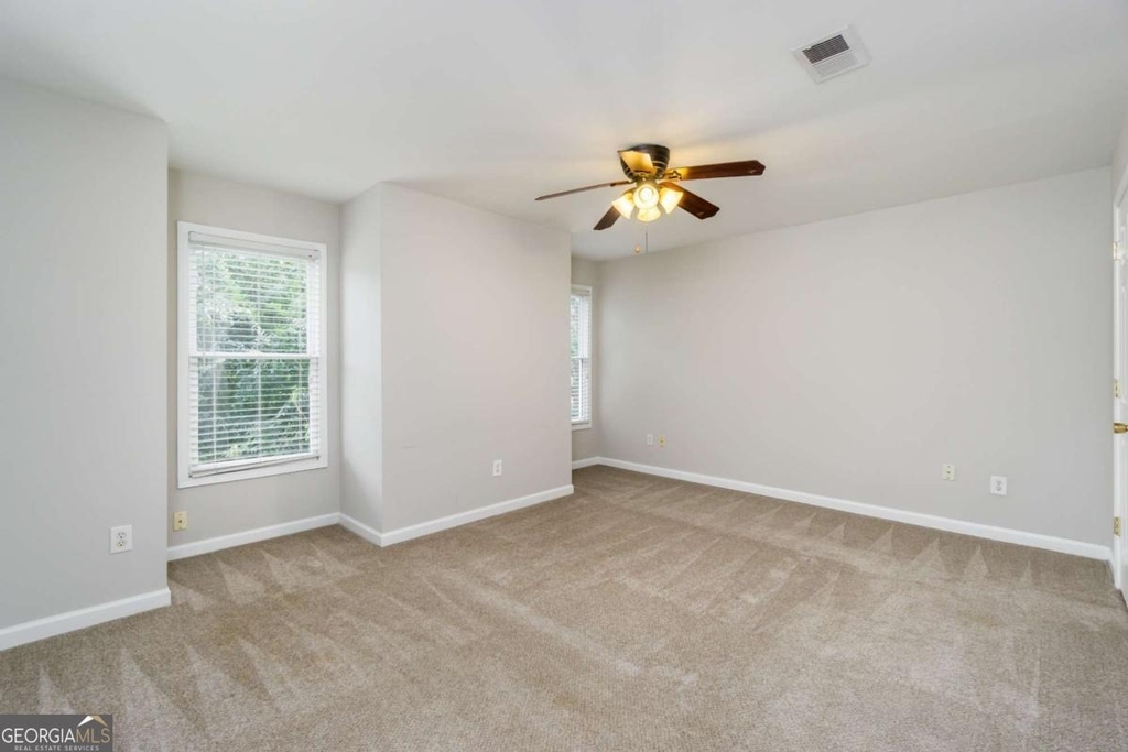 6710 Timber Cove Point - Photo 34