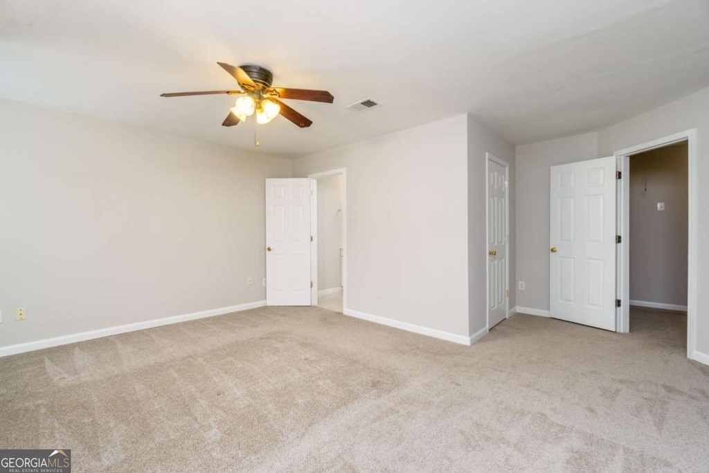 6710 Timber Cove Point - Photo 35
