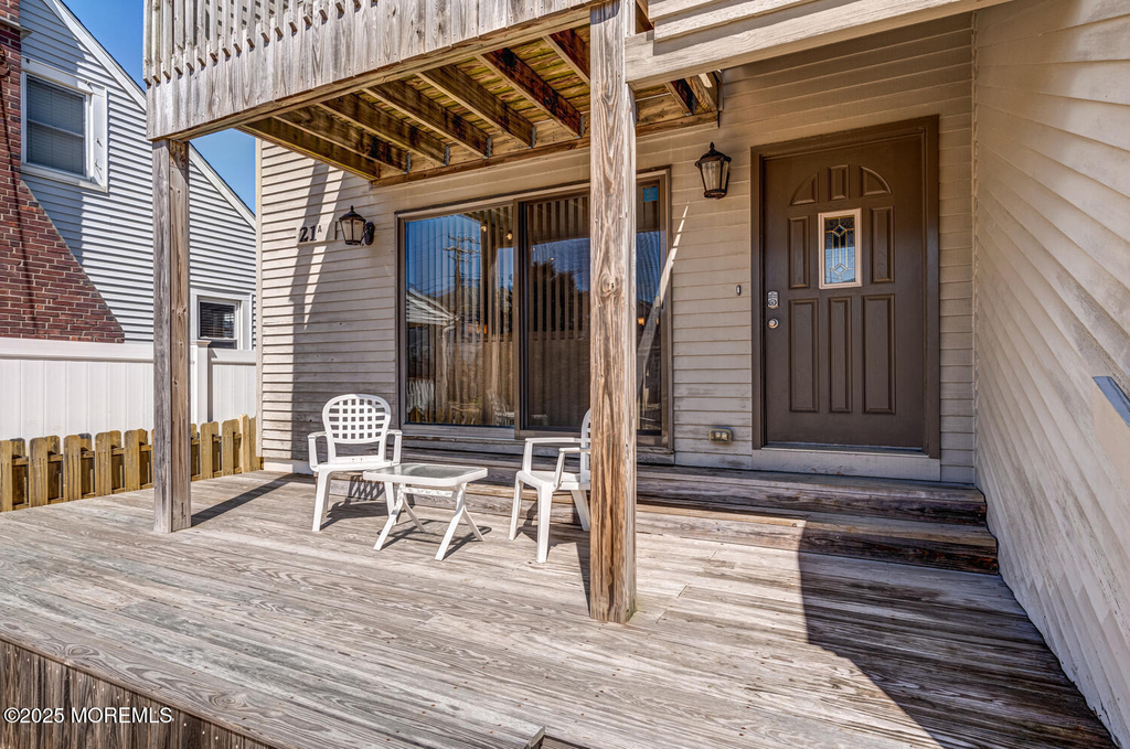 21 Brown Avenue - Photo 2