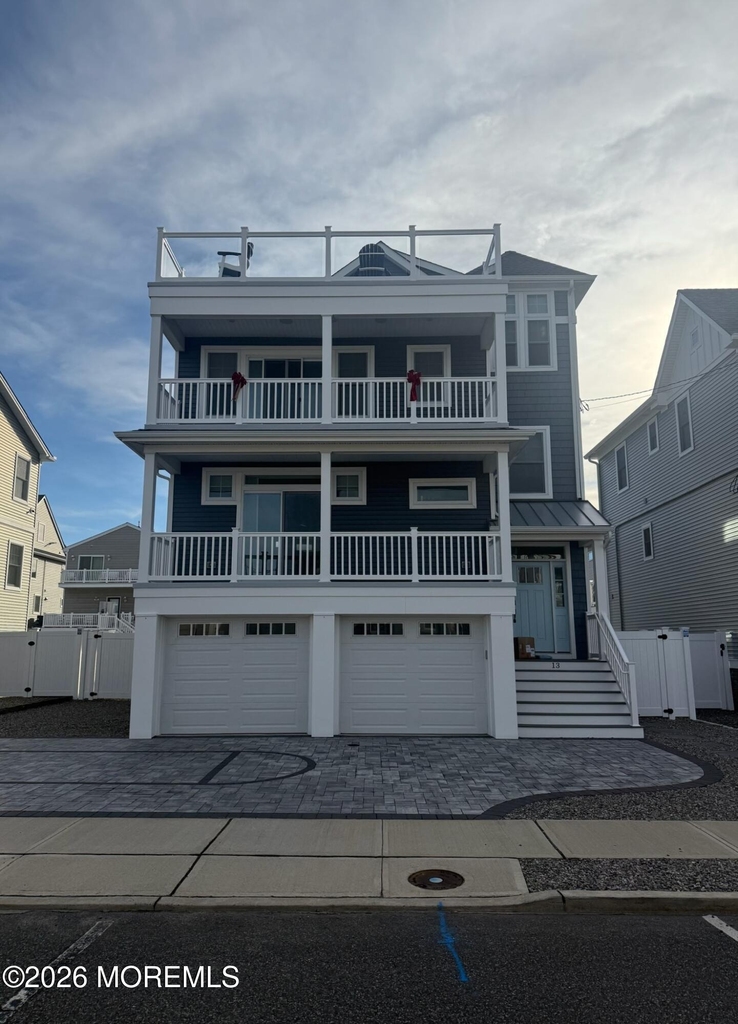 13 8th Avenue - Photo 0