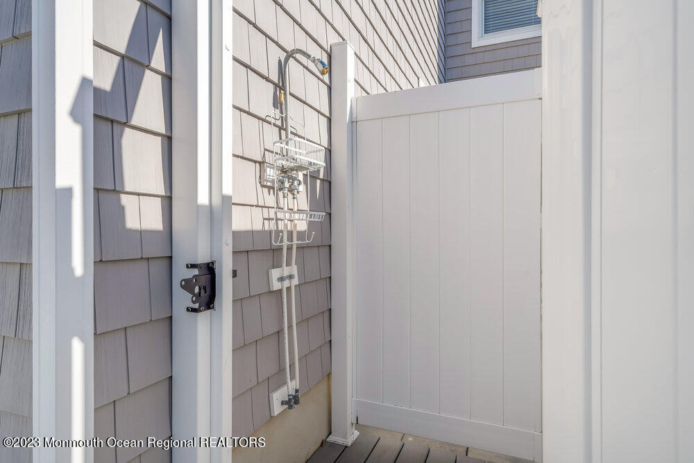 303 B Street - Photo 54