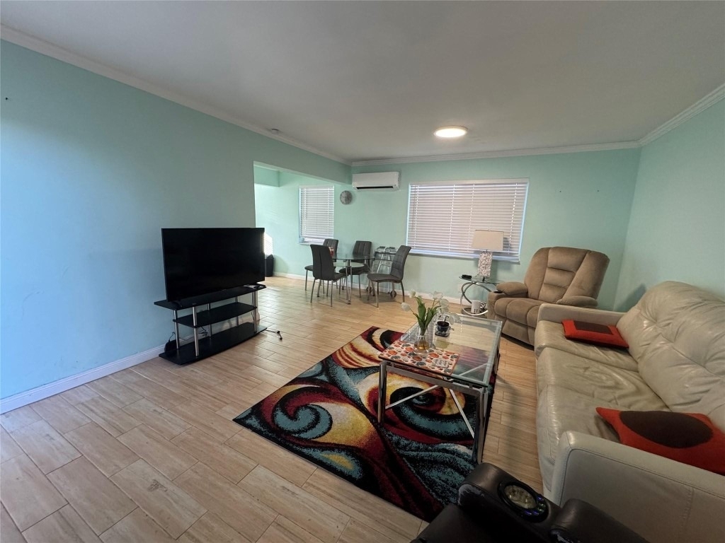 323 Monroe Street - Photo 6