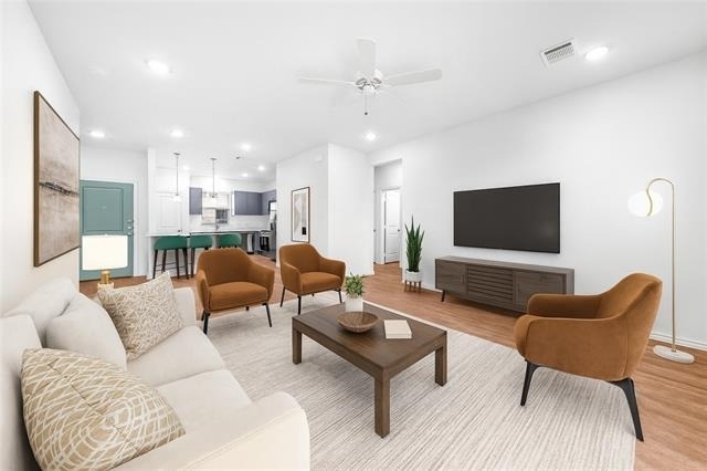 6415 Fm 1570 W - Photo 2