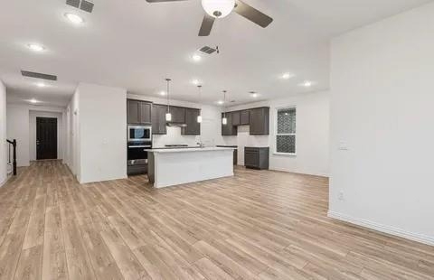 1321 Trailblazer Way - Photo 3