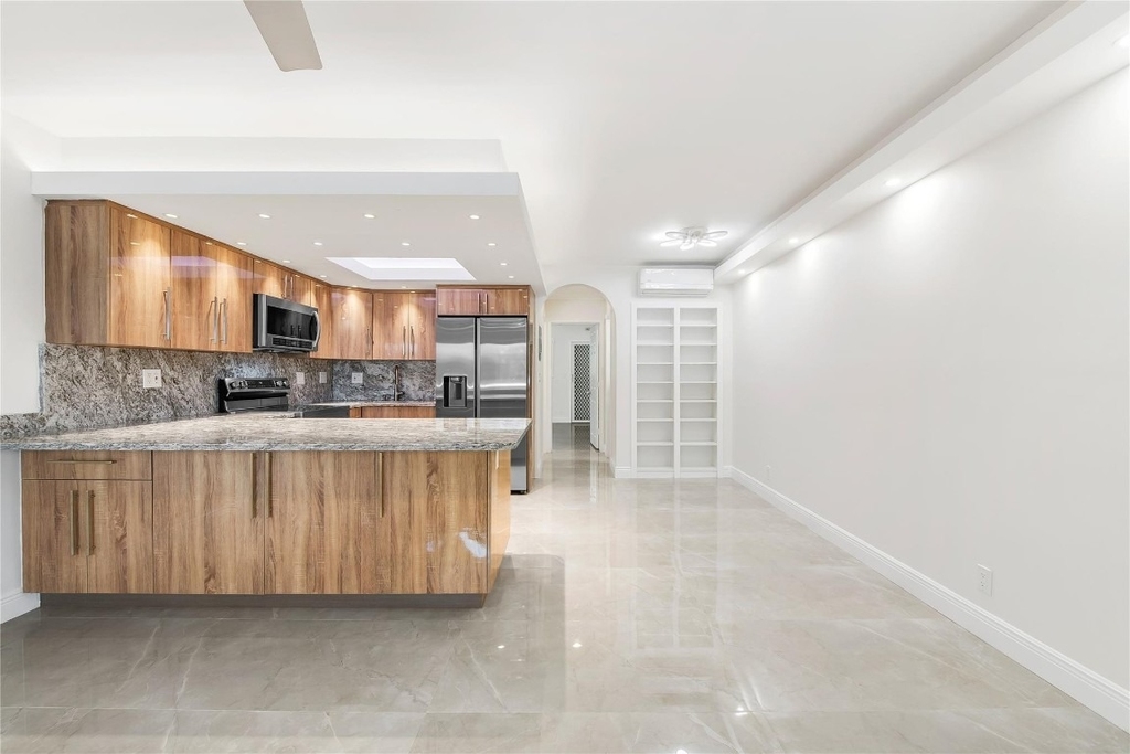 2170 Ne 51st Court - Photo 15
