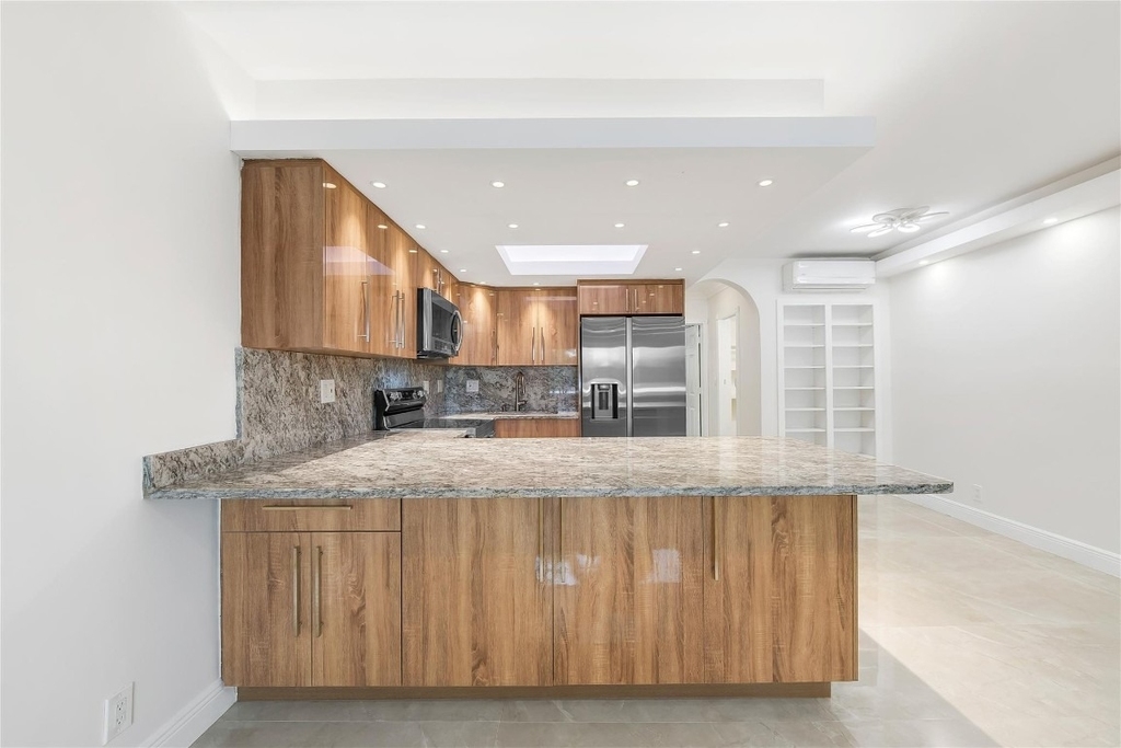2170 Ne 51st Court - Photo 8