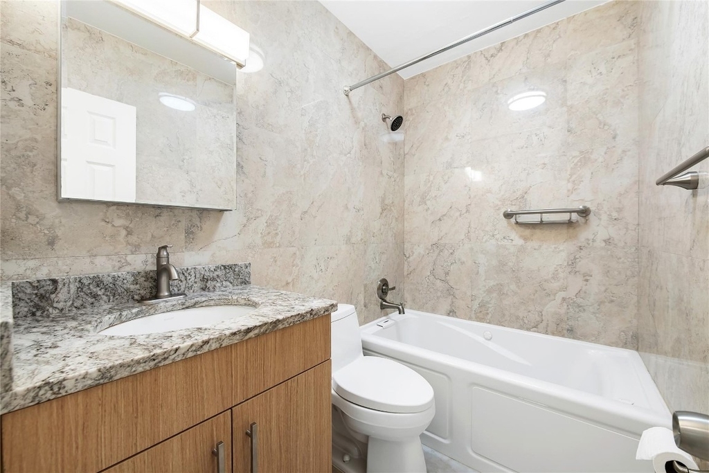 2170 Ne 51st Court - Photo 16