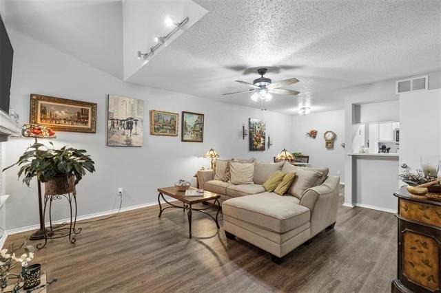 3201 Donnelly Circle - Photo 2