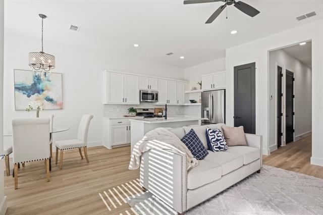 172 W 17th Street - Photo 5