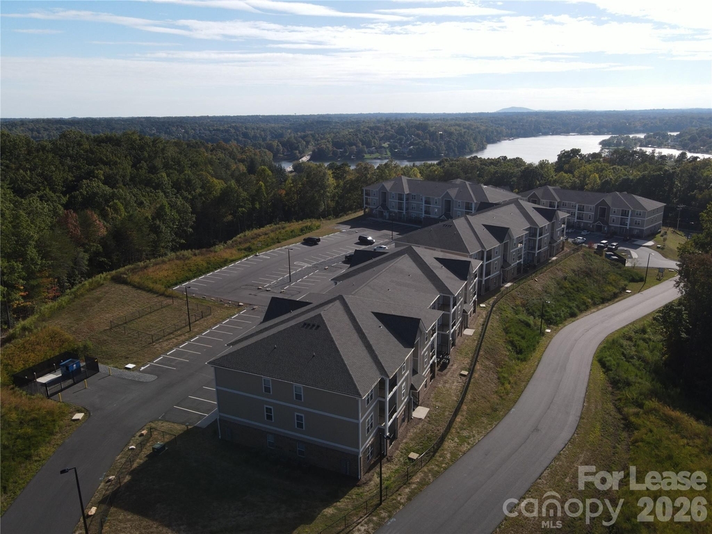 90 Riverside Drive - Photo 0