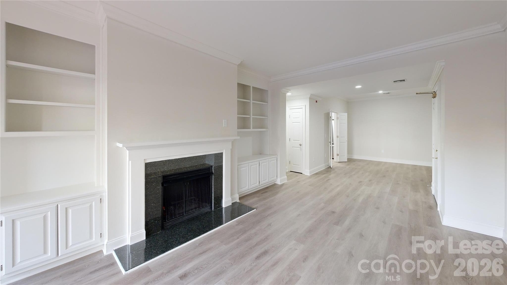 1301 Queens Road - Photo 6
