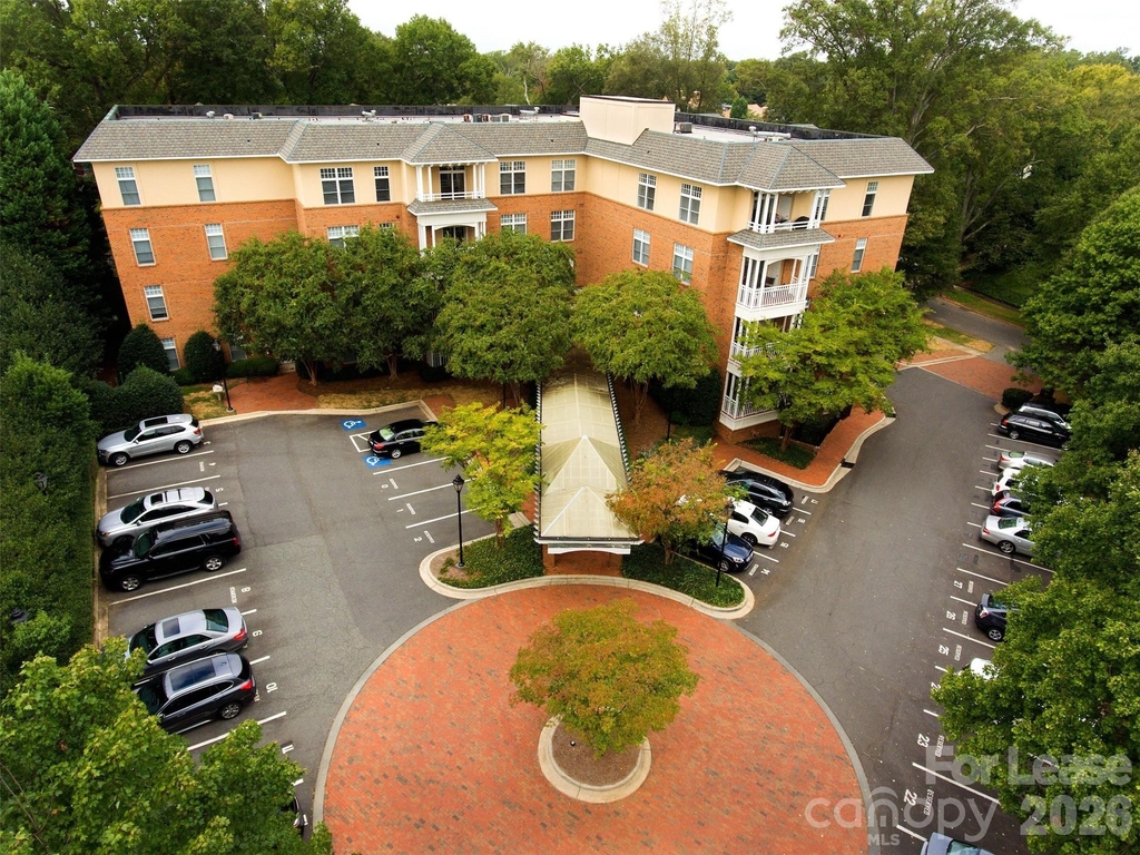 1301 Queens Road - Photo 2