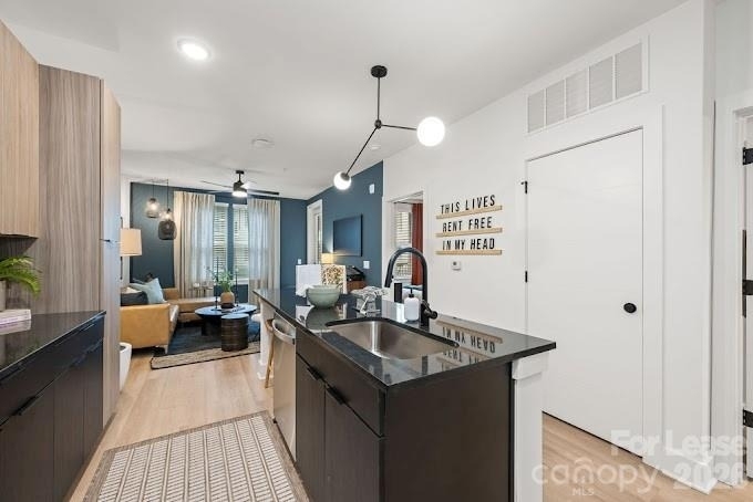 536 W Tremont Avenue - Photo 14