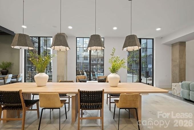 536 W Tremont Avenue - Photo 9