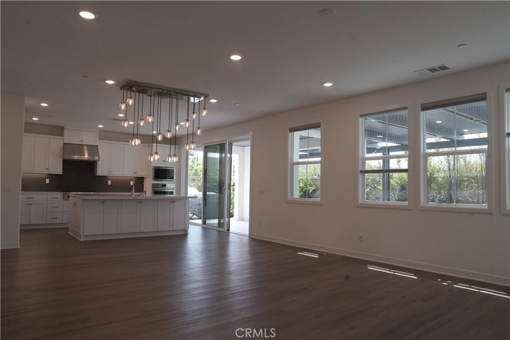 26078 Meadow Dr - Photo 4
