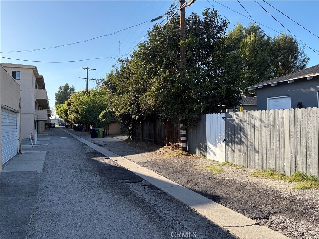 12610 Martha Street - Photo 21