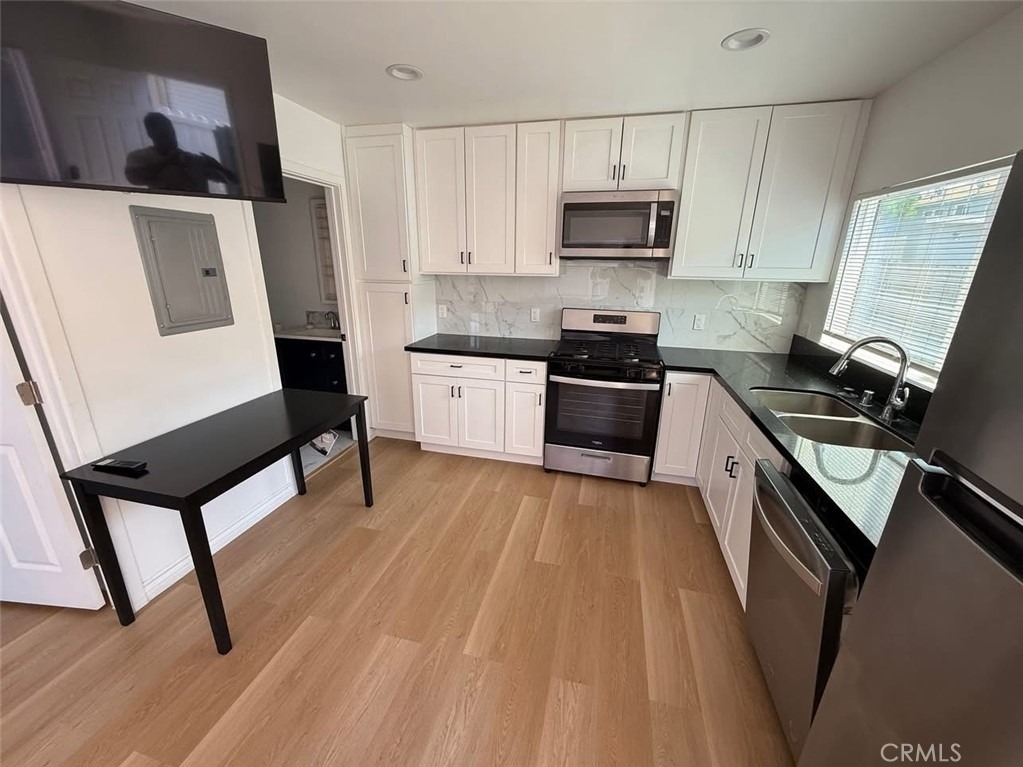 12610 Martha Street - Photo 5