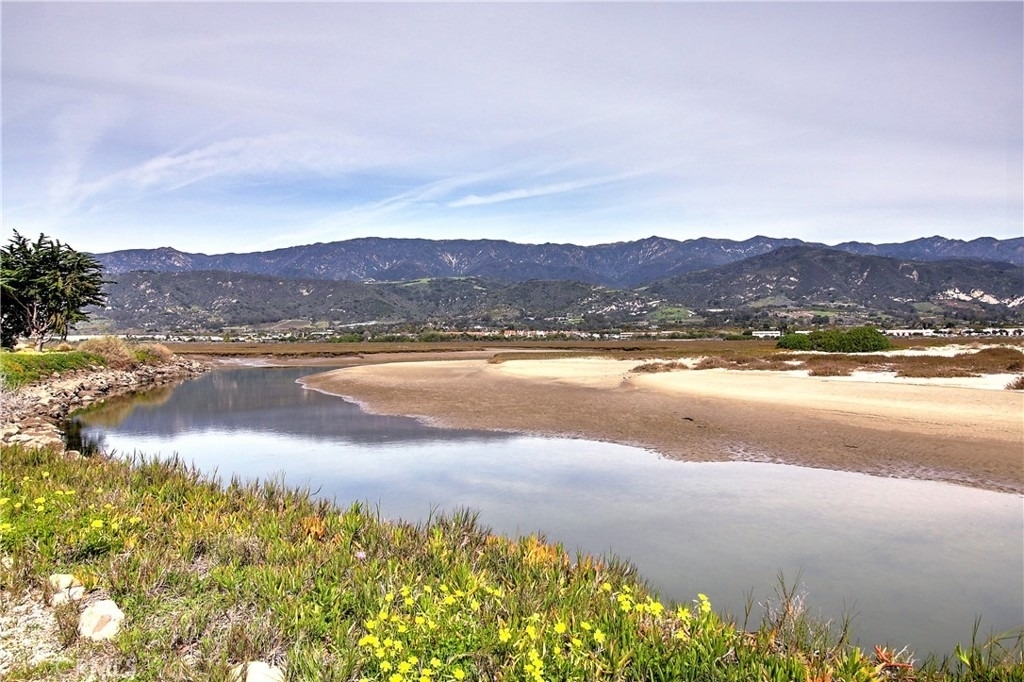 539 Sand Point - Photo 9