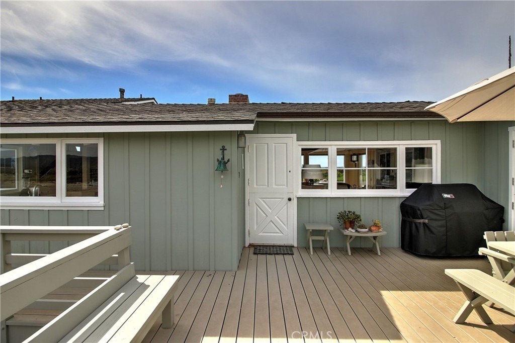 539 Sand Point - Photo 7
