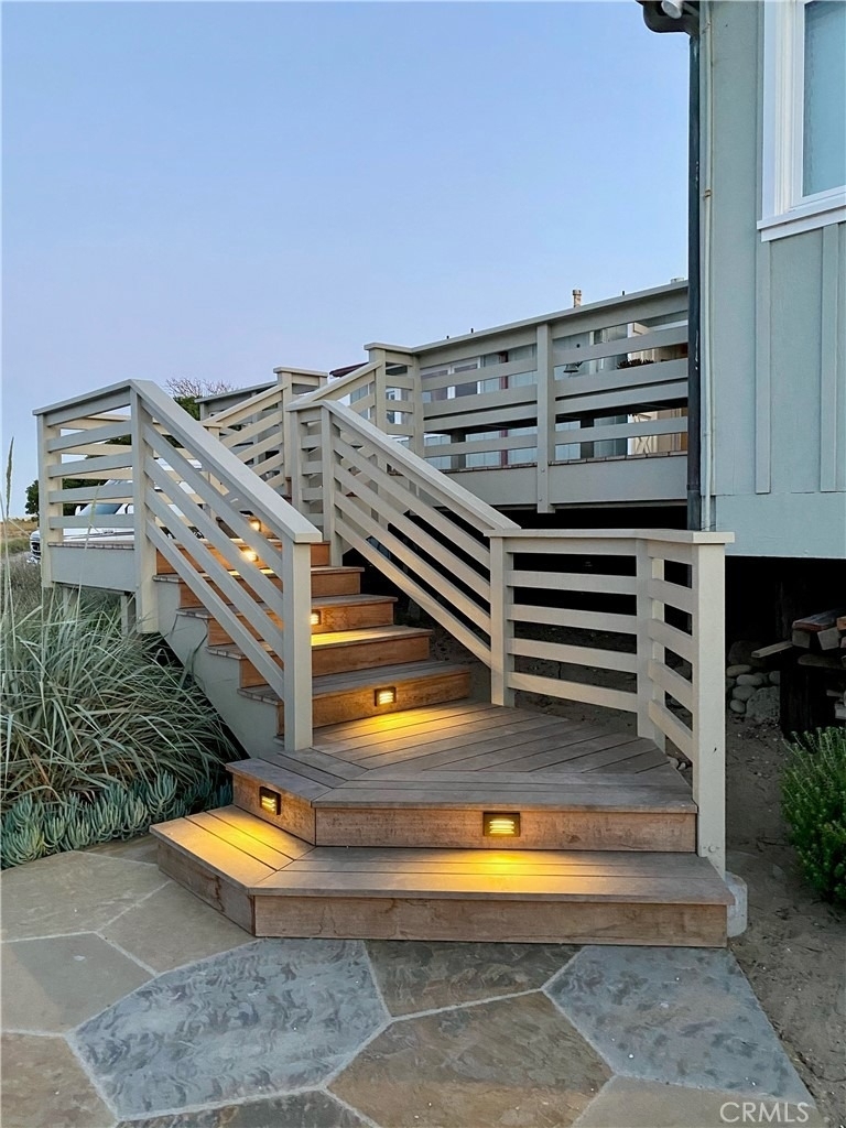 539 Sand Point - Photo 6
