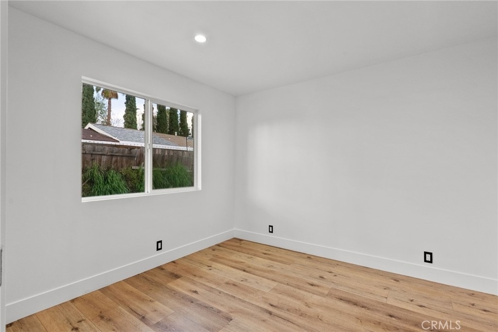 12869 Norris Avenue - Photo 15