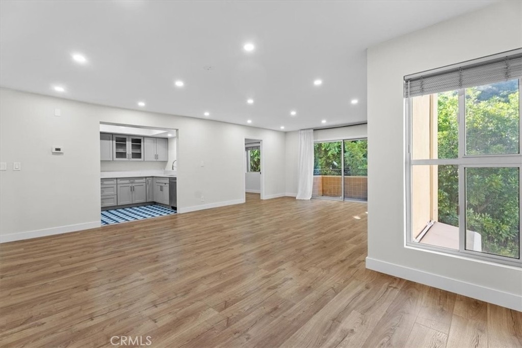 6752 Hillpark - Photo 4