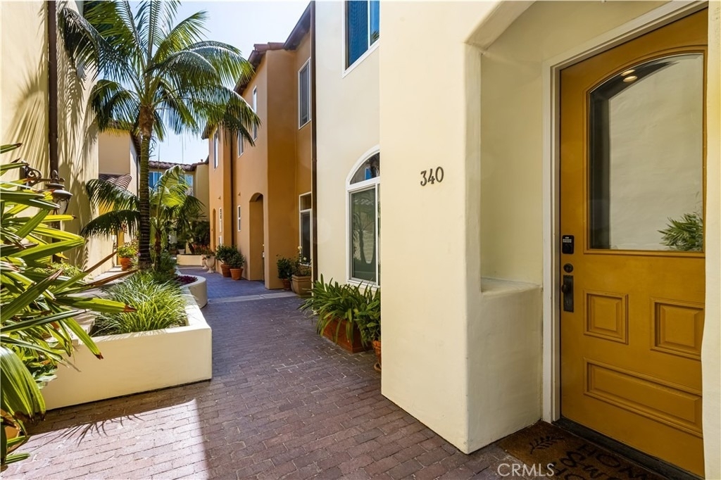 340 5th Street - Photo 1