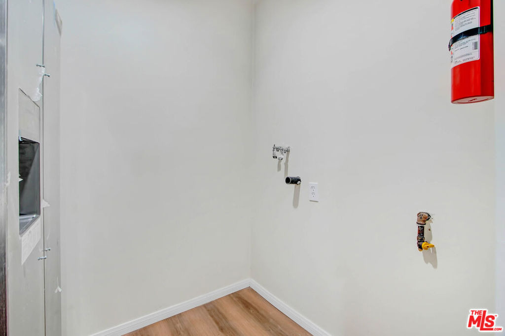 613 Pico Street - Photo 3