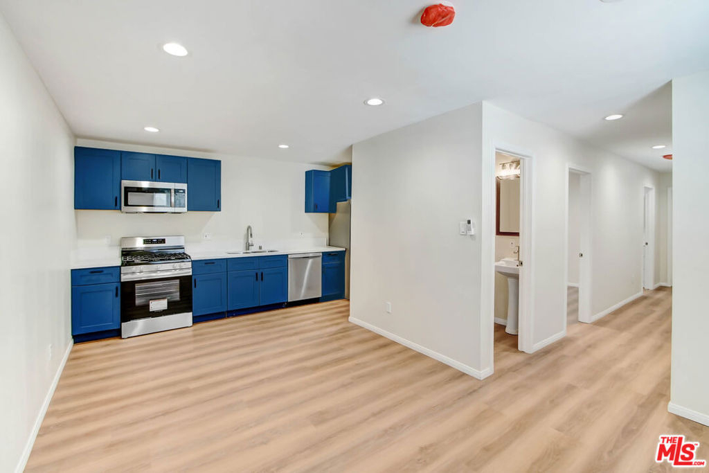 613 Pico Street - Photo 1