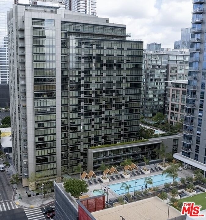 1155 S Grand Avenue - Photo 0