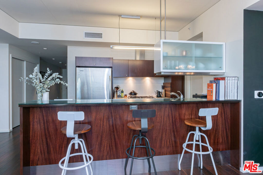 1155 S Grand Avenue - Photo 7