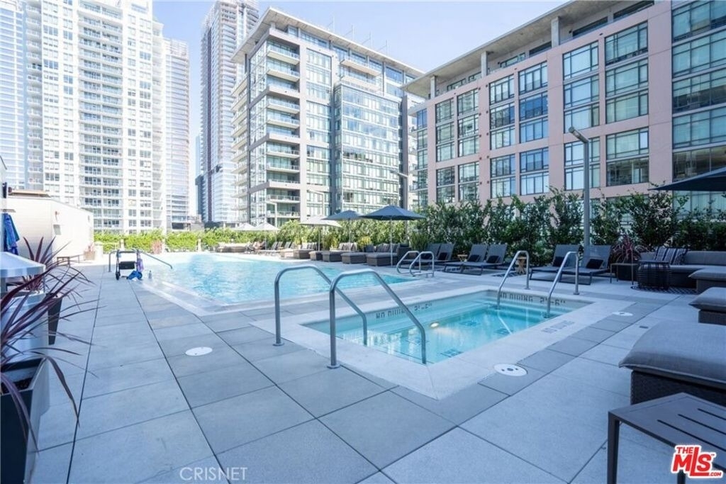 1155 S Grand Avenue - Photo 20