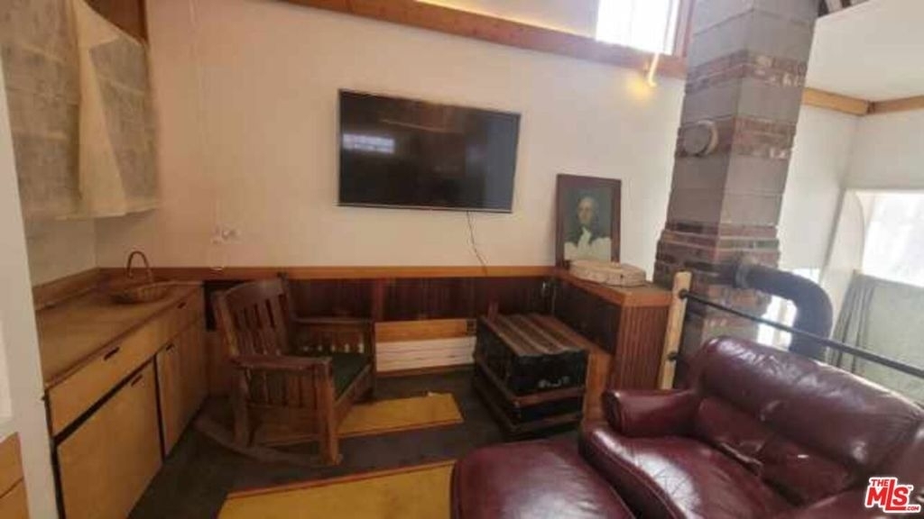 44 Brook Road - Photo 2