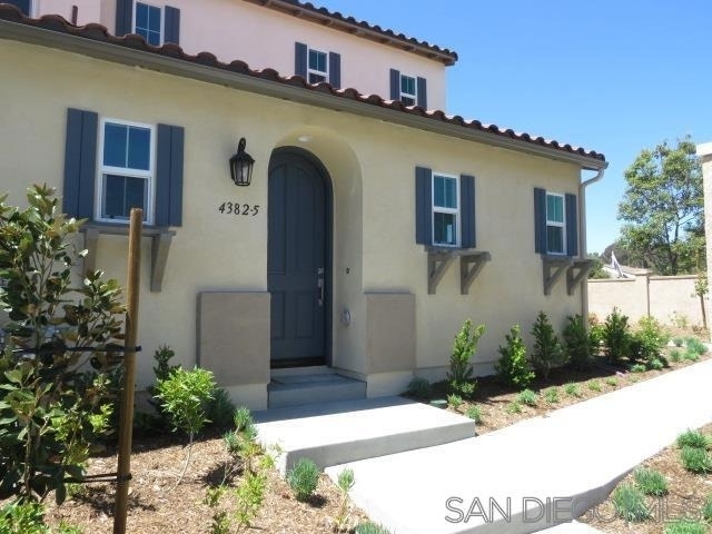 4382 Pacifica Way - Photo 0