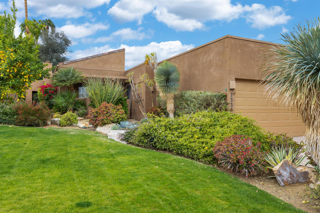 73335 Oriole Court - Photo 0