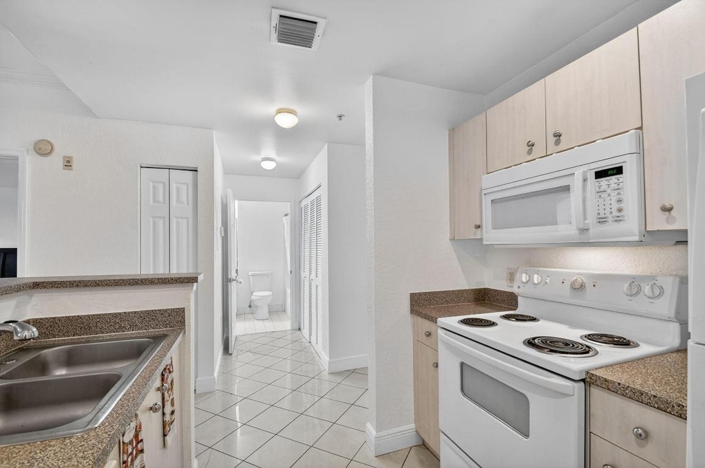 1805 N Flagler Drive - Photo 5