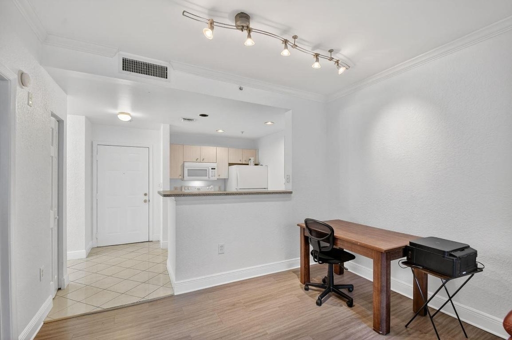 1805 N Flagler Drive - Photo 4