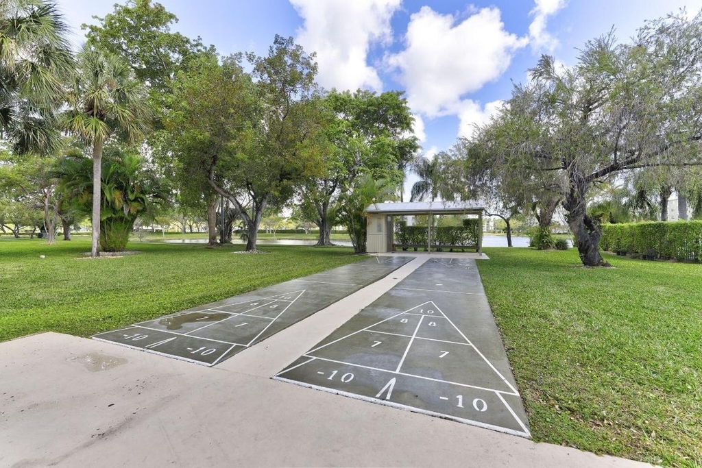 2851 S Palm Aire Drive - Photo 25
