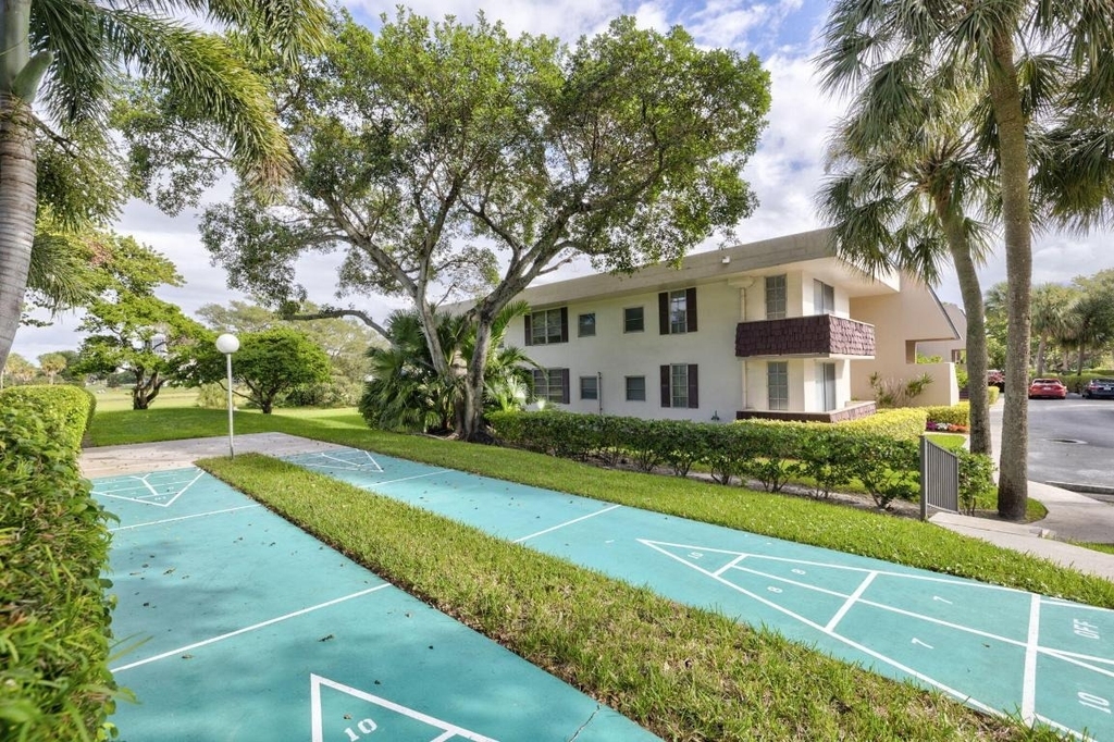 2851 S Palm Aire Drive - Photo 26